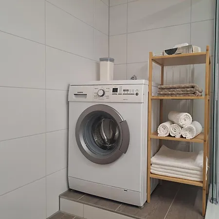 Zentrale Altbau Marktplatz * גונצנהאוזן