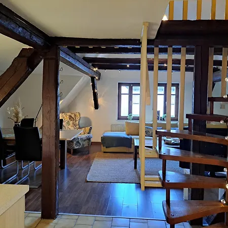 Zentrale Altbau Marktplatz *