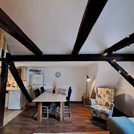 Zentrale Altbau Marktplatz דירה *